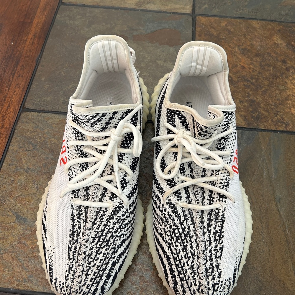 Yeezy Zebra Pre-owned Men’s 11.5